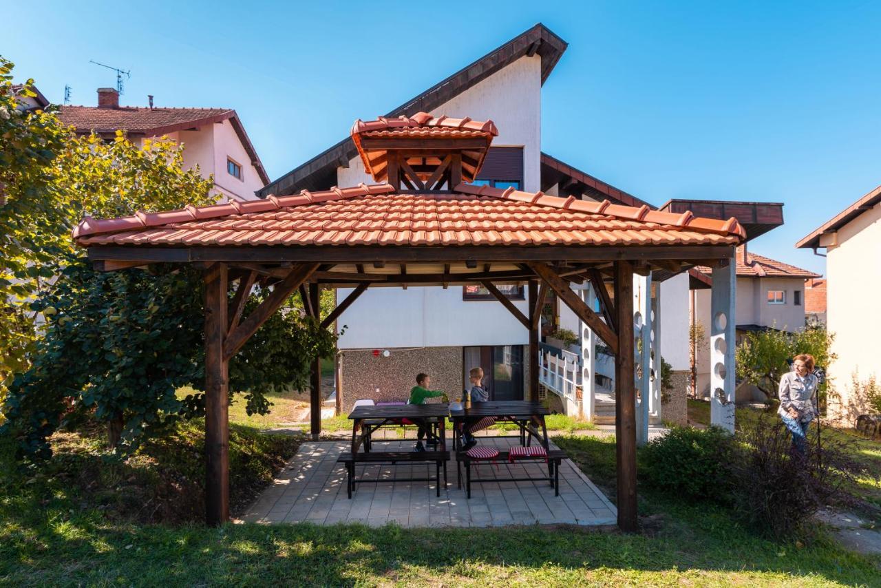 Kuca Jankovica Hotel Vrnjacka Banja Ngoại thất bức ảnh